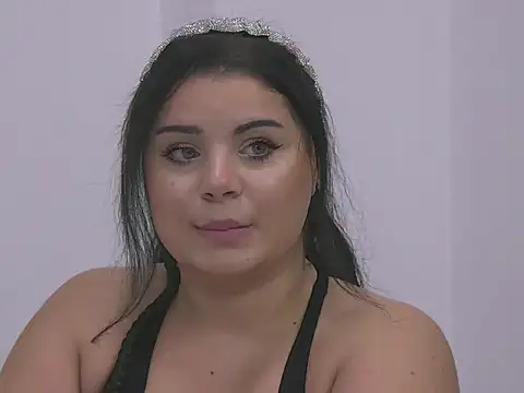 BustyMadison online show from October 18, 7:55 am