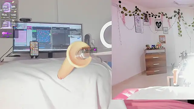 sofi velez online show from November 21, 5:15 pm