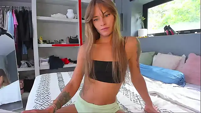 holy khloe online show from January 16, 4:41 am