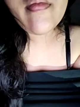 Annerae online show from November 29, 2:43 pm