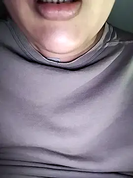 Annerae online show from March 27, 3:02 pm