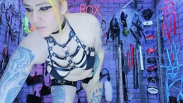 PANDORANEZZ online show from October 7, 11:31 pm