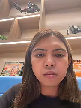 WomanofWorldTS online show from August 4, 1:39 pm