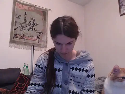 Mercedeswoman8 online show from December 3, 7:05 pm