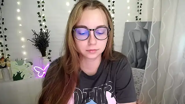 Snapshot of SweetPrincess_ chatting on September 9, 5:40 am SweetPrincess online show from September 9, 5:40 am