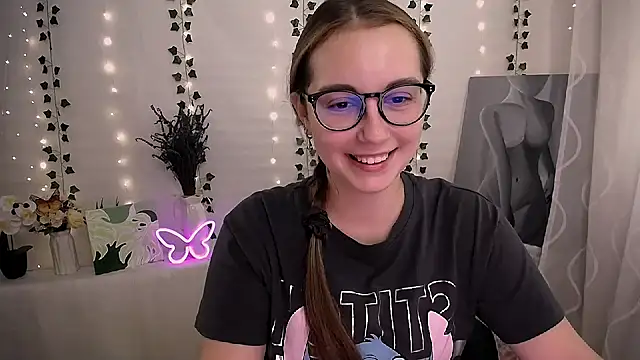Snapshot of SweetPrincess_ chatting on September 12, 7:40 am SweetPrincess online show from September 12, 7:40 am