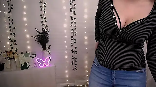 Snapshot of SweetPrincess_ chatting on September 25, 10:36 am SweetPrincess online show from September 25, 10:36 am