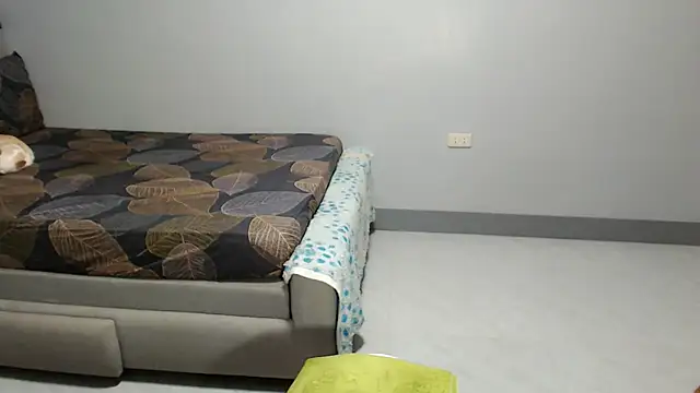 DOLL-DOMINATION online show from September 23, 7:01 pm