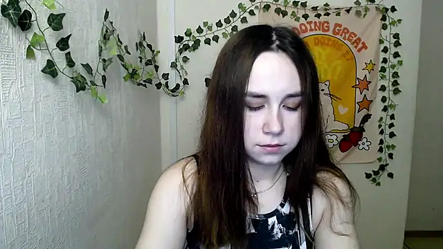 VeryVeryVeryShy  online show from March 7, 9:27 am