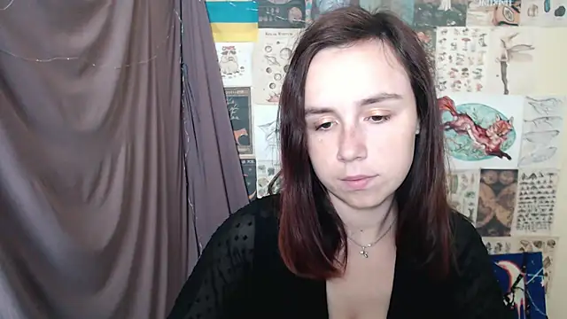 VeryVeryVeryShy  online show from September 15, 5:27 am