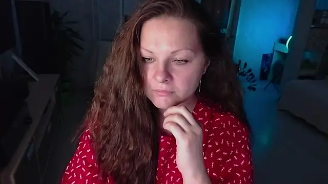 Marla Singerrr online show from November 6, 6:03 pm