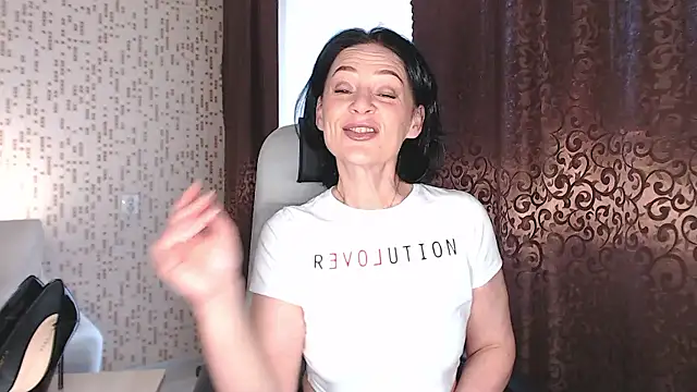 xAlwaysWOWx online show from February 8, 7:23 am