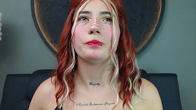 miss sharlotte18 online show from September 17, 6:06 pm