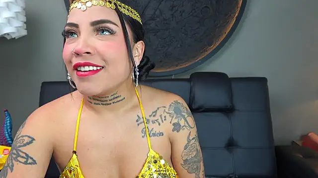 miss vaiolette online show from November 29, 11:47 am