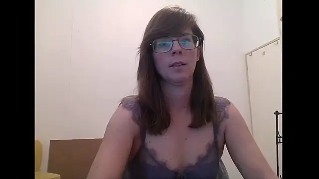 SavannaGirly online show from March 4, 7:48 am