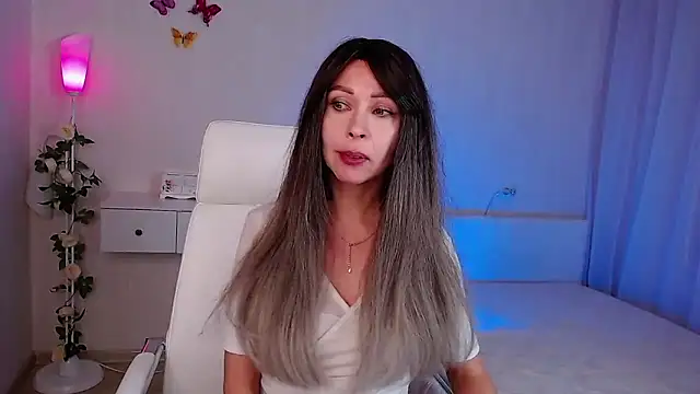 wendifoste online show from December 17, 6:56 pm