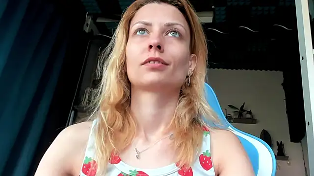 karo123421 online show from March 27, 8:26 am