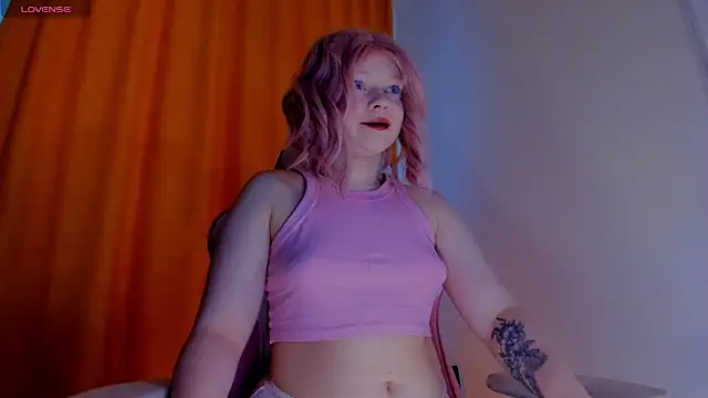 SueNiceeeee online show from March 4, 1:07 pm