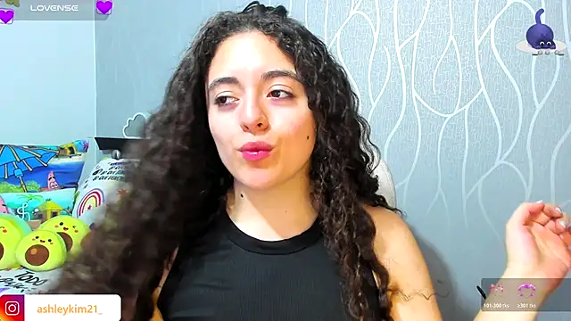 AshleyKim  online show from November 8, 10:59 pm