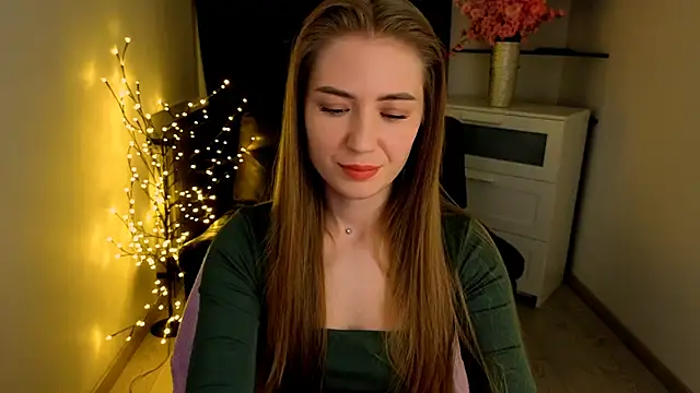 Adelyna Bird online show from March 27, 8:26 am