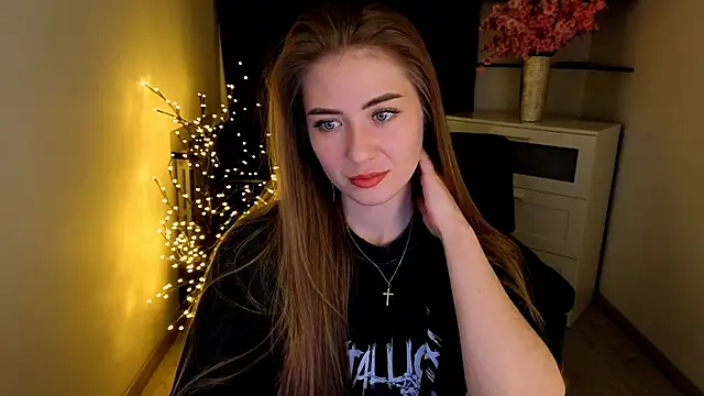 Adelyna Bird online show from March 14, 8:04 am