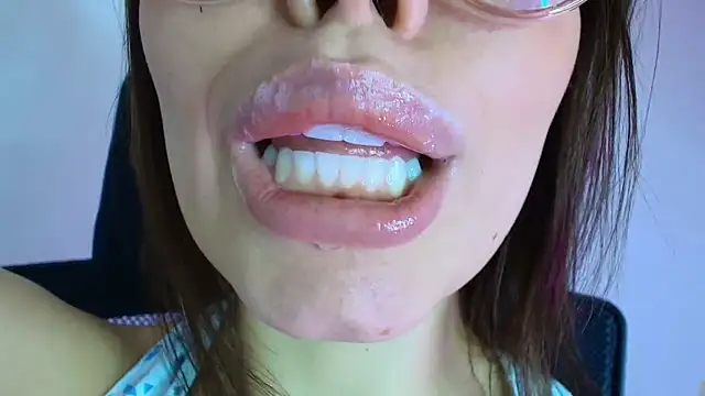 lisbet21x online show from November 9, 2:02 pm