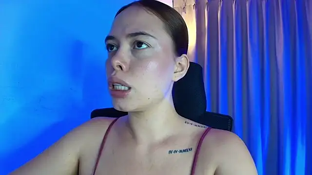 lisbet21x online show from June 11, 12:32 am
