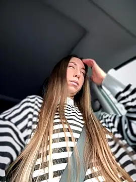 EvaCatt online show from November 12, 3:59 am