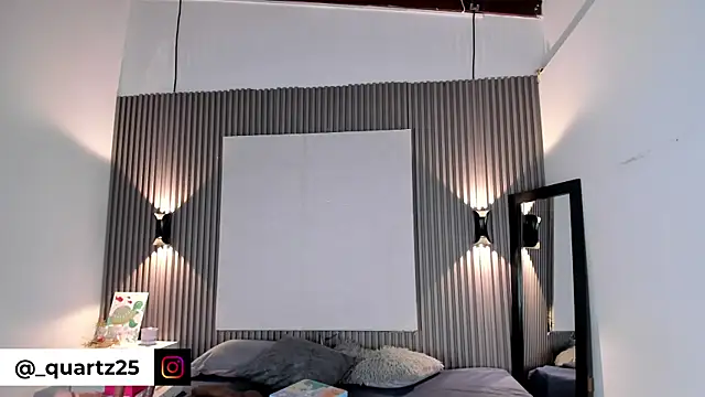 Zafiiraa online show from April 11, 1:26 pm