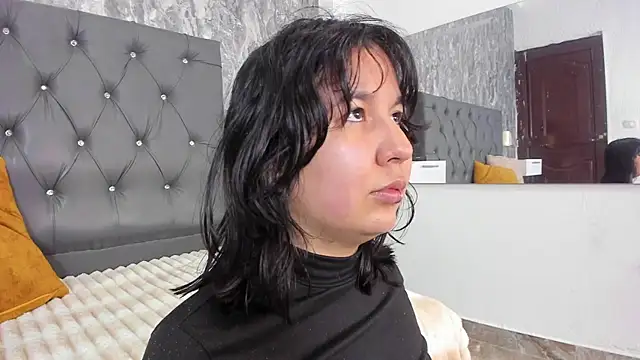 Lia sarahi online show from February 25, 11:42 am