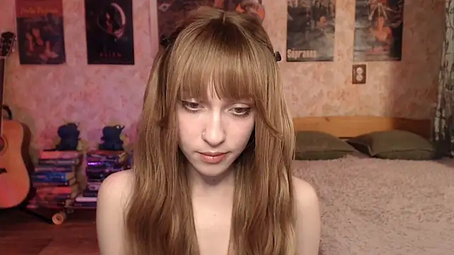 Friendly Ellie online show from March 24, 11:32 pm