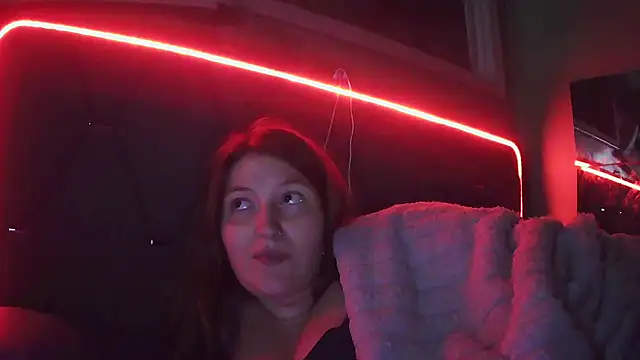 Angelk43 online show from May 1, 4:05 am