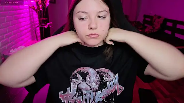 XNirvanaX online show from April 15, 5:19 am