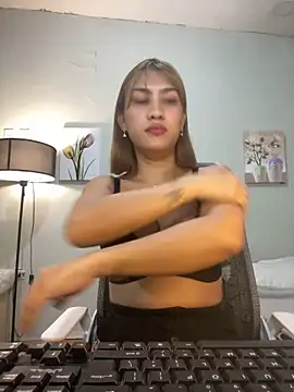 luxxy grand online show from February 26, 8:41 pm