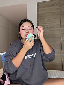 alexademie1 online show from November 23, 1:24 pm