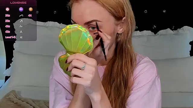 LianaFord online show from November 25, 8:20 pm