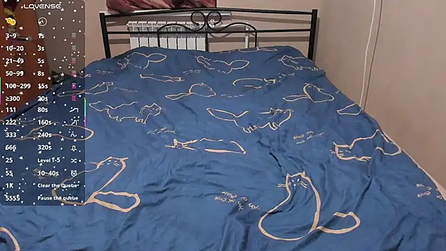 eva zero online show from December 19, 2:31 pm