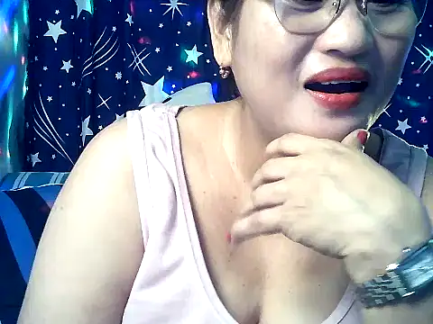 Amazing Angel22 online show from February 18, 11:37 pm