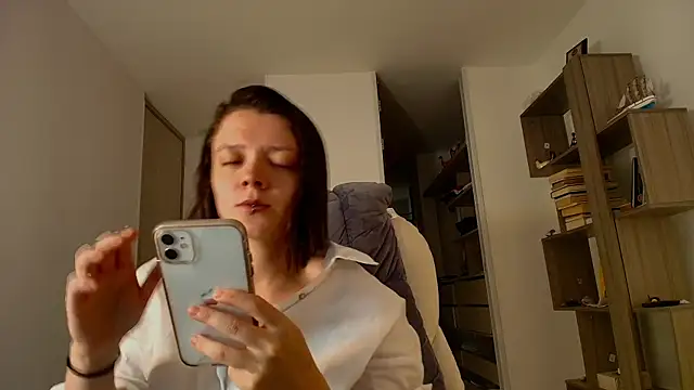 Arya starrk online show from October 10, 4:12 pm