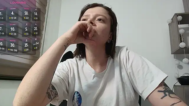 Arya starrk online show from April 20, 10:46 pm