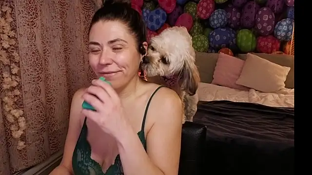 Ellie-L-Elizabeth online show from March 28, 12:55 am