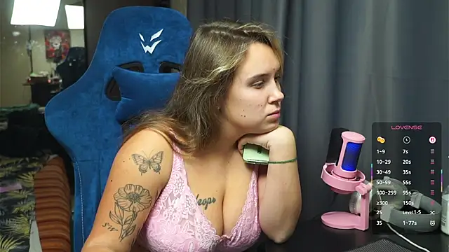 Sandra SW  online show from December 16, 4:13 pm