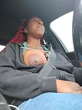 markquanna online show from November 17, 6:41 pm