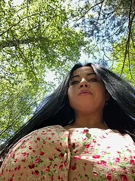 CrazzyChicks online show from June 1, 6:48 am