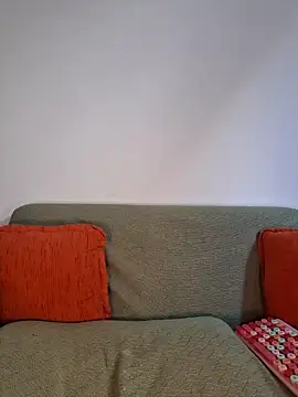 Lilmuh  online show from February 5, 7:50 pm