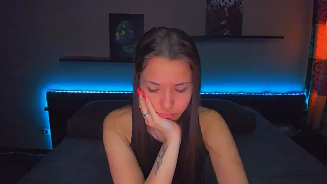 AlexaBarkley online show from April 1, 12:55 am