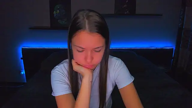 AlexaBarkley online show from November 4, 12:48 am