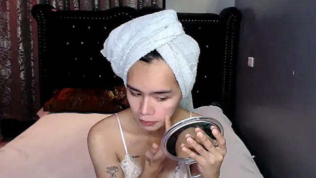 shecutie69 online show from September 19, 4:39 pm