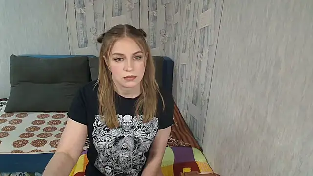 Pilly green  online show from February 3, 5:49 am