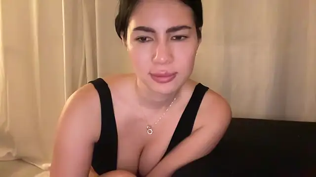 clairewntr online show from March 30, 9:25 pm